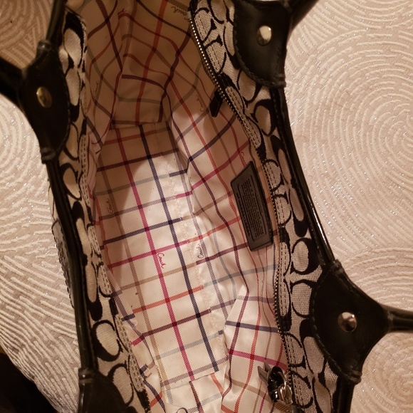 Coach Bleeker Tote- Signature Black Jacquard - Picture 2 of 4